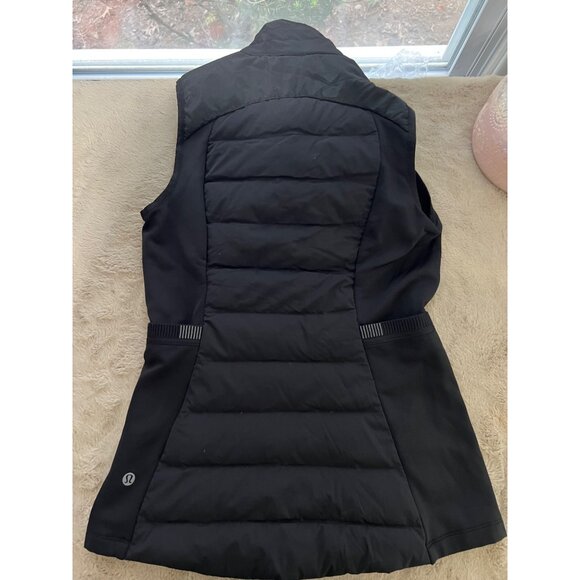 Lululemon Womens Black Puffer Vest Size M With Full-Zip & Reflective Details - Picture 13 of 13